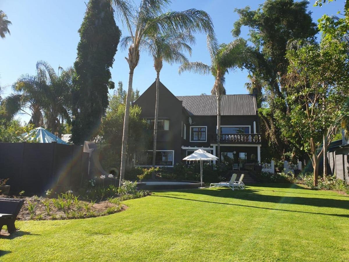Le Must Residence Upington Dış mekan fotoğraf